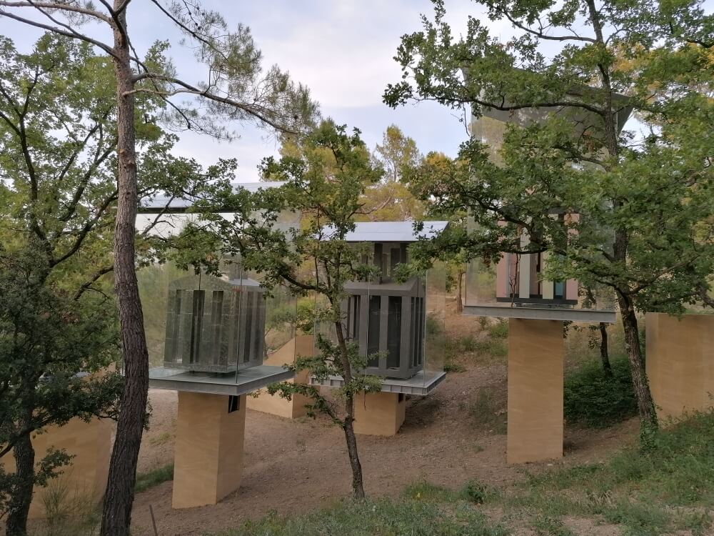 Chateau La Coste - Frank Ghery Glazed Boxes